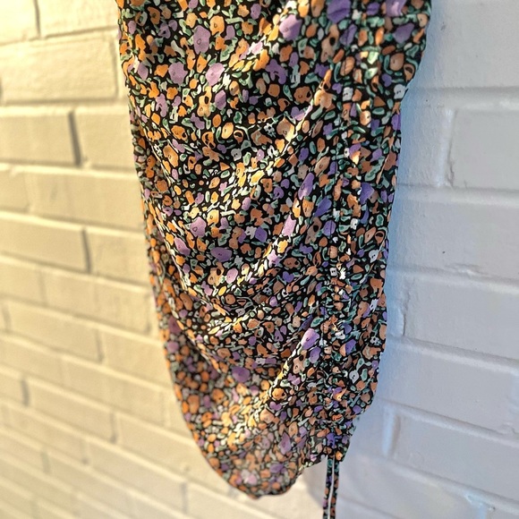 ASTR Ruched Tie Floral Multicolored Mini Dress, SZ S — LIKE NEW! - Picture 5 of 9